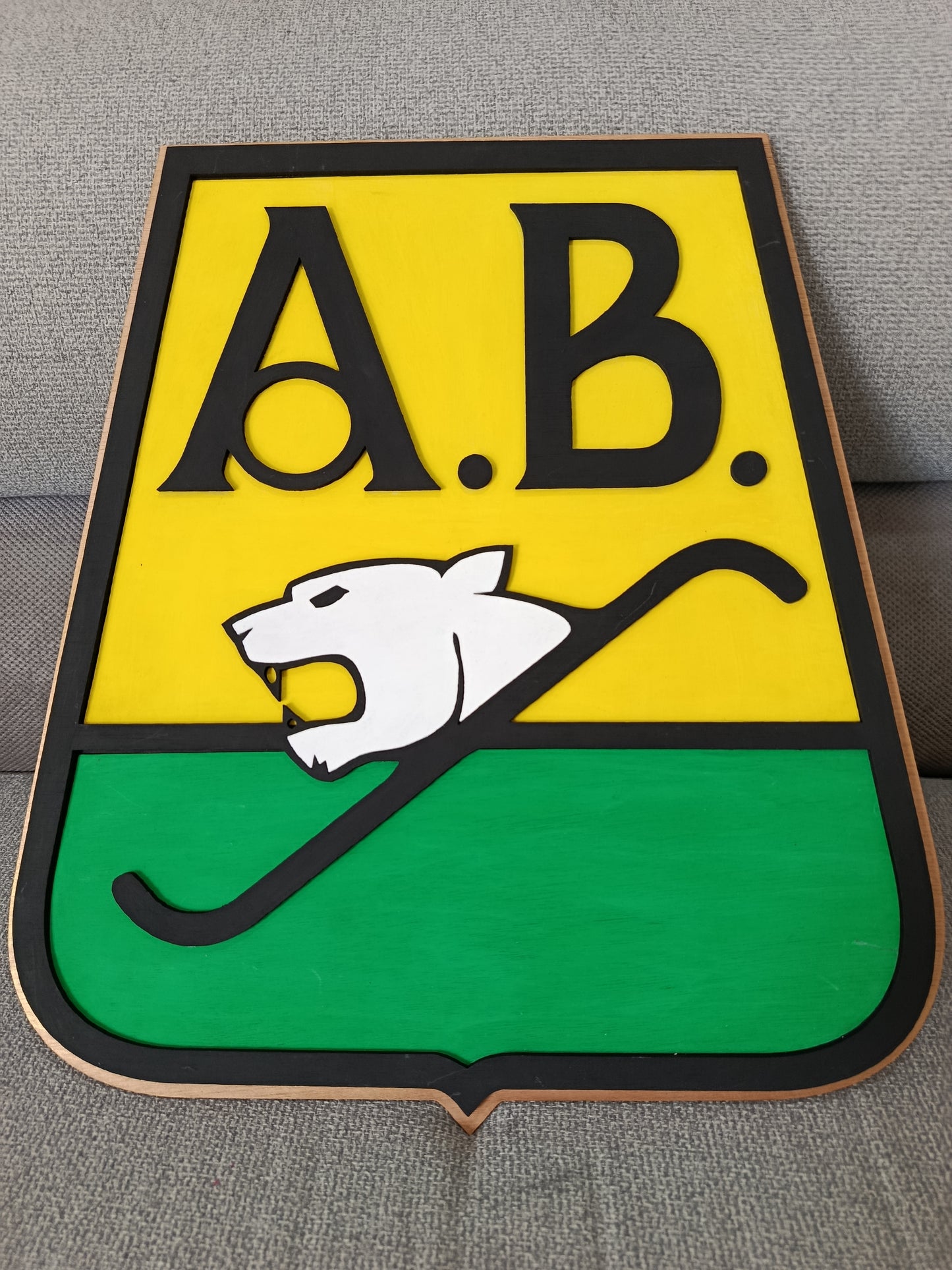 VECTOR DEL ESCUDO EN CAPAS DEL CLUB ATLÉTICO BUCARAMANGA - SVG - AI - LIGHTBURN - DXF