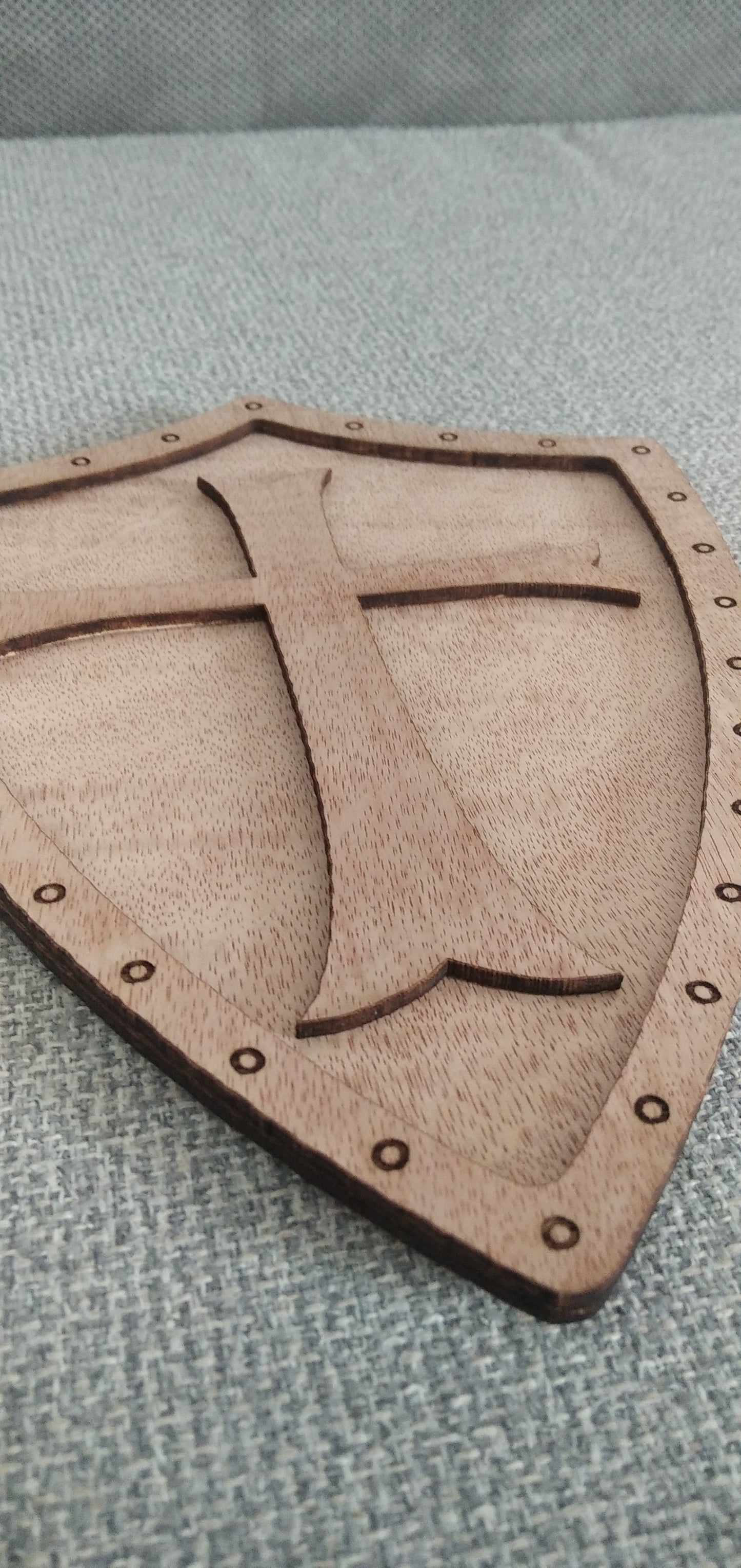 VECTOR DE ESCUDOS TEMPLARIOS EN 2 CAPAS - SVG - AI - DXF - LBRN2 - 00012-A