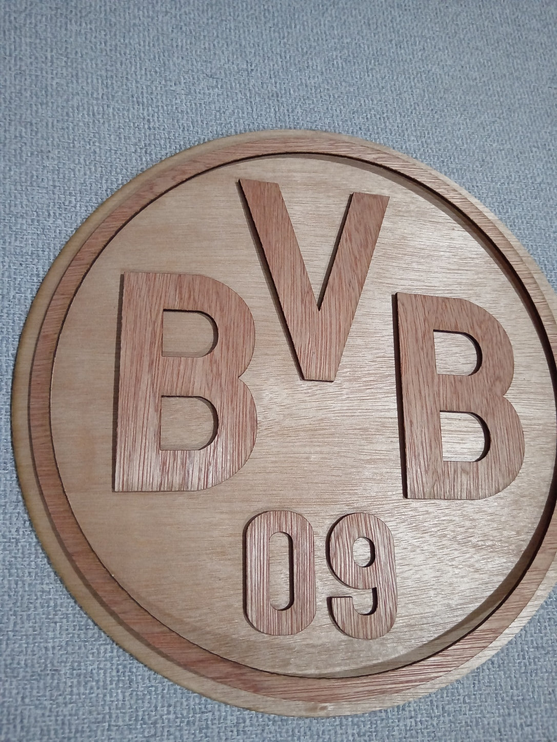 VECTOR DEL ESCUDO DEL BORUSSIA DORTMUND 2 CAPAS - SVG - IA - DXF - LBRN2 - 00011-A