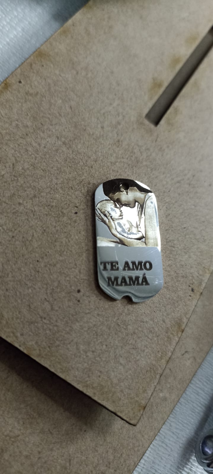 GRABADO EN DIJE DIA DE LAS MADRES