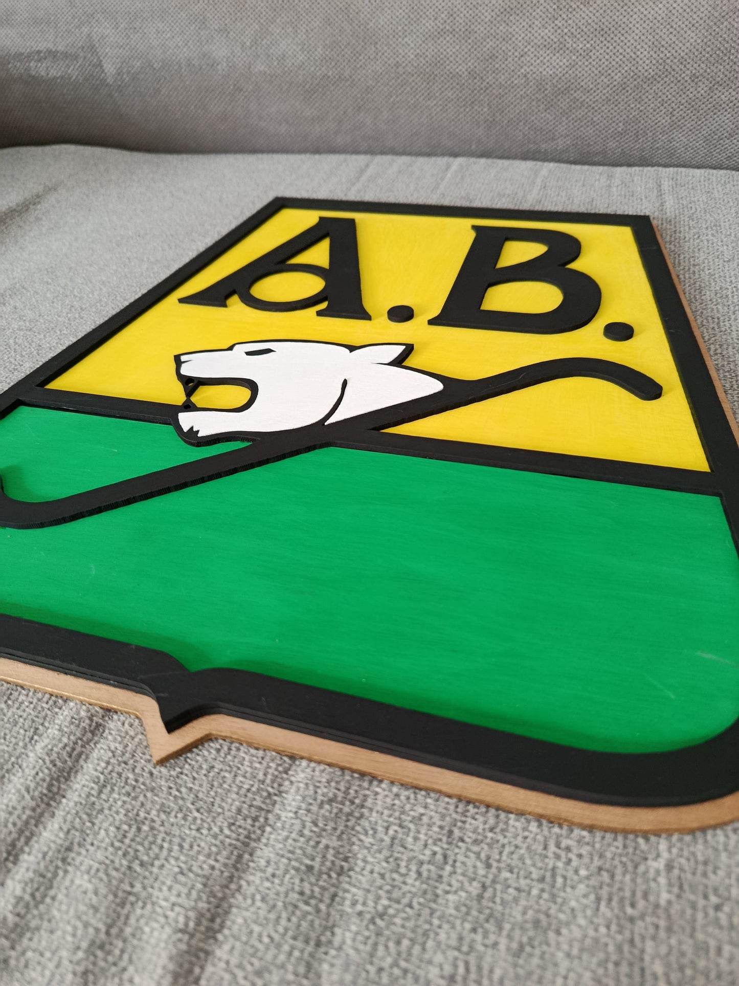 VECTOR DEL ESCUDO EN CAPAS DEL CLUB ATLÉTICO BUCARAMANGA - SVG - AI - LIGHTBURN - DXF