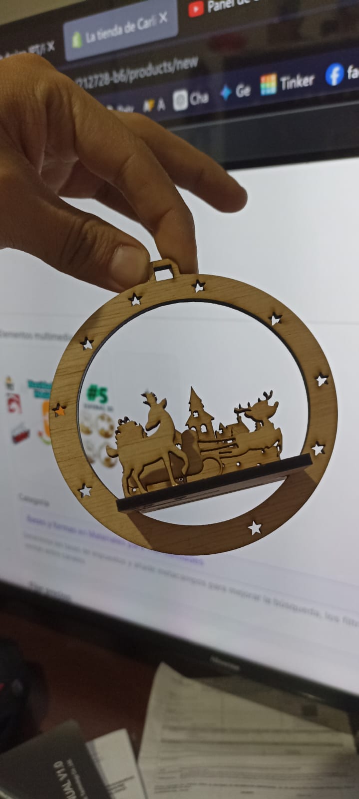 VECTOR Bolita de navidad 3D