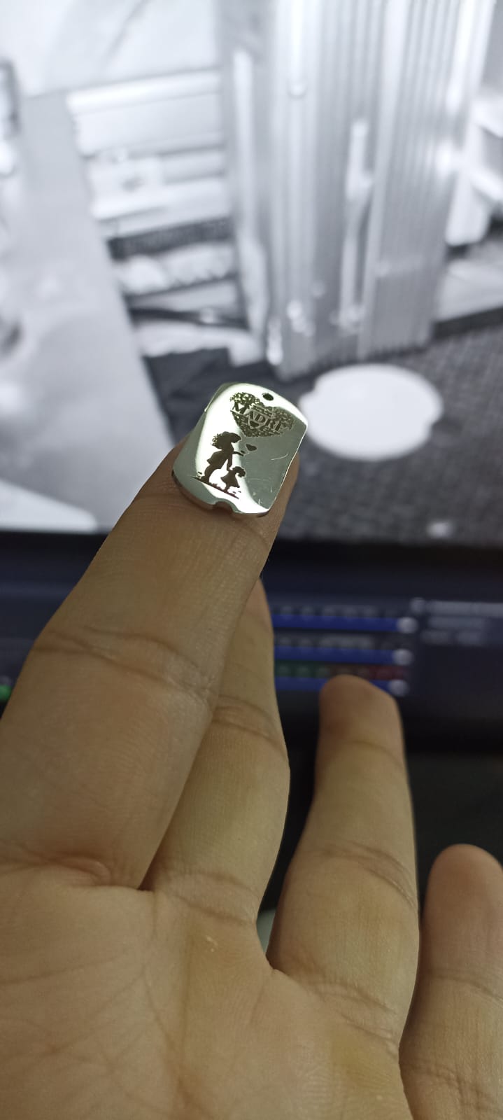 GRABADO EN DIJE DIA DE LAS MADRES